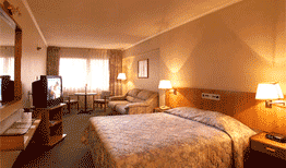 Balmoral Plaza Hotel